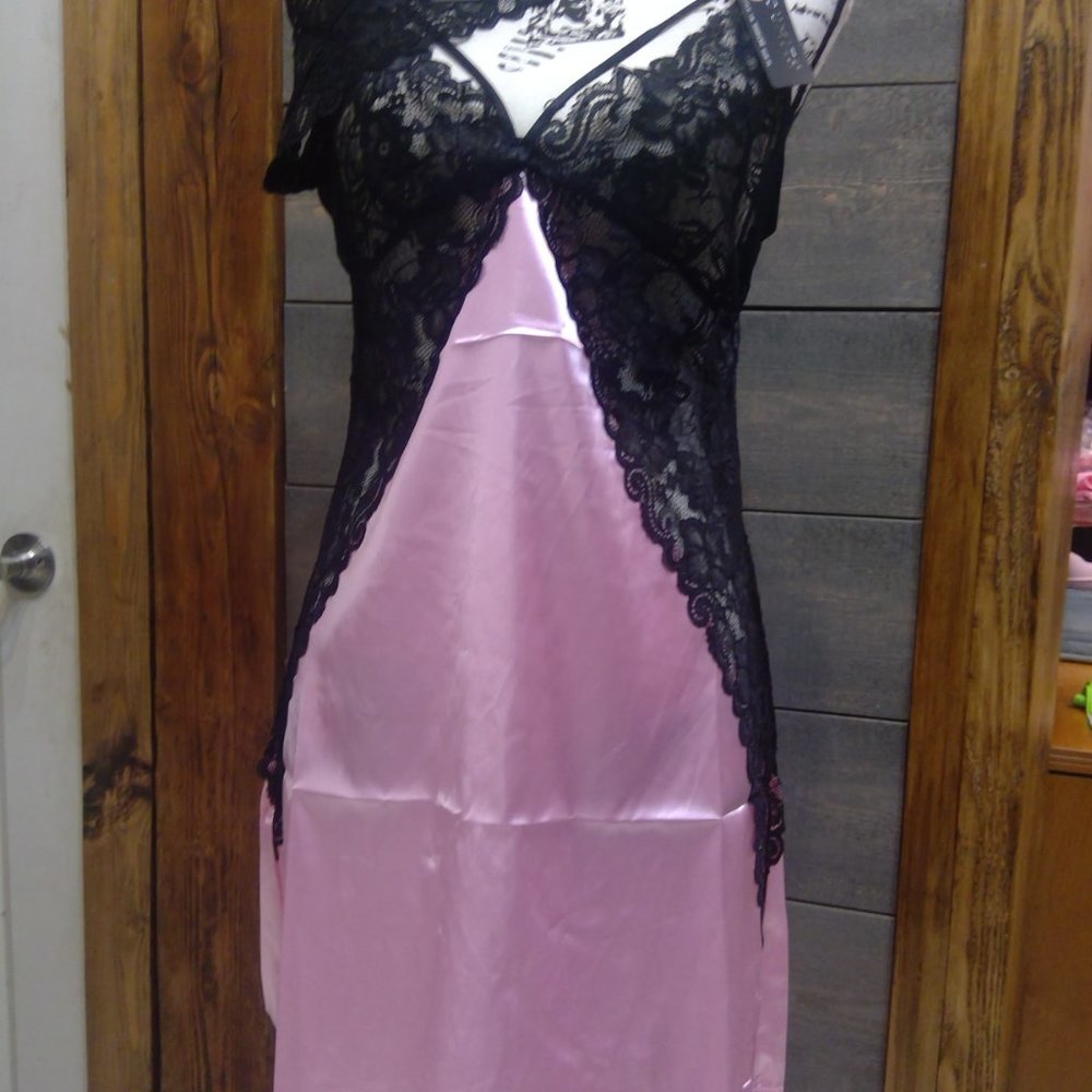 Youmita Intimates 2pc Chemise Set XL Pink Satin Lace Lingerie NWT Sexy Sleepwear
